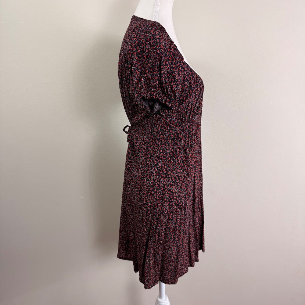 Brandy Melville Red Floral Milkmaid Mini Dress Short Sleeve Back Tie Italy Med. - Picture 2 of 9
